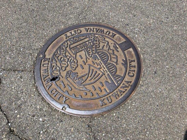 七里の渡しマンホール